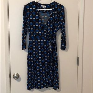 Patterned wrap dress